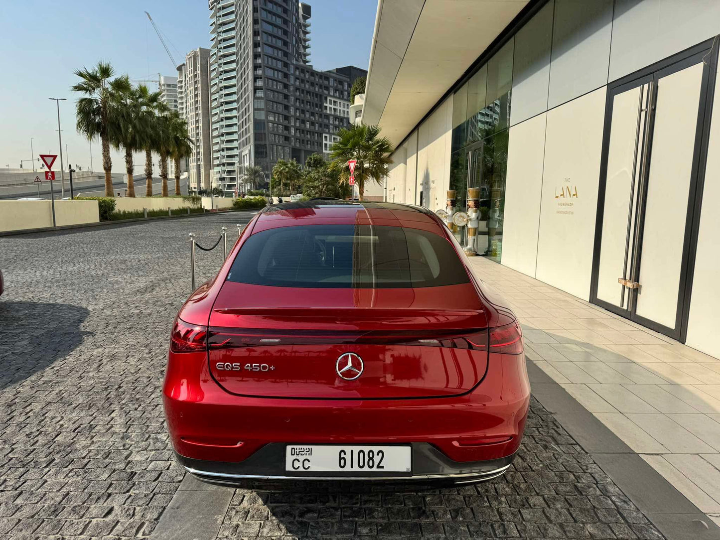 MERCEDES BENZ EQS 450+