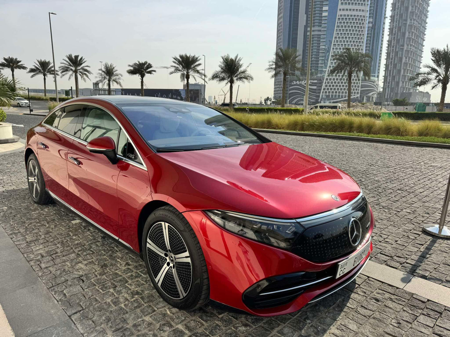 MERCEDES BENZ EQS 450+